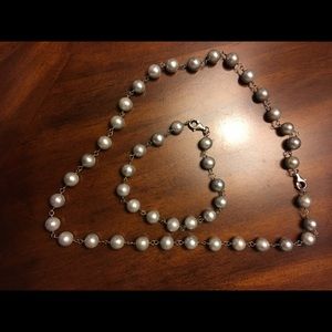 Grey Pearl Set