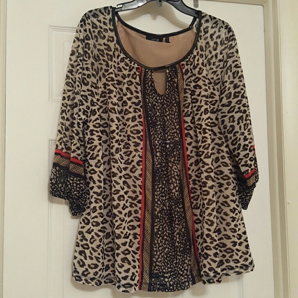 Apt. 9 Tops - Women attire