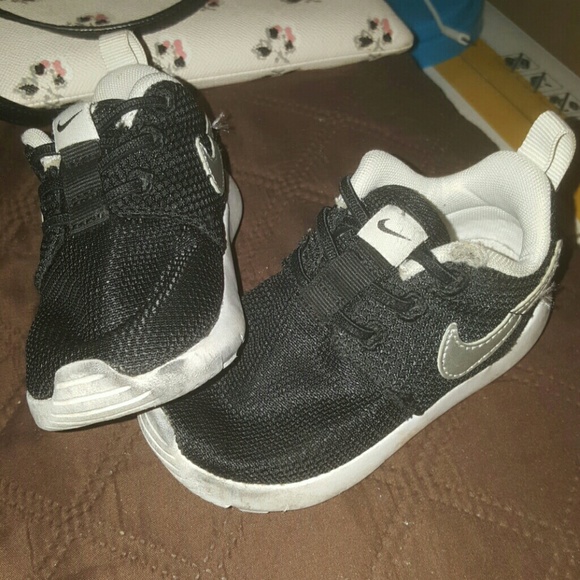 Nike roshe run