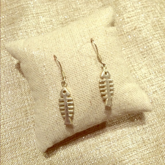 Sterling Silver Earrings - Picture 1 of 2