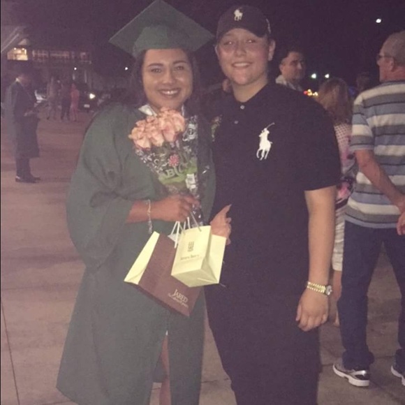 Meet your Posher, Julia