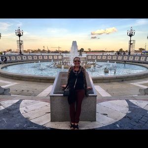 Meet your Posher, Paula