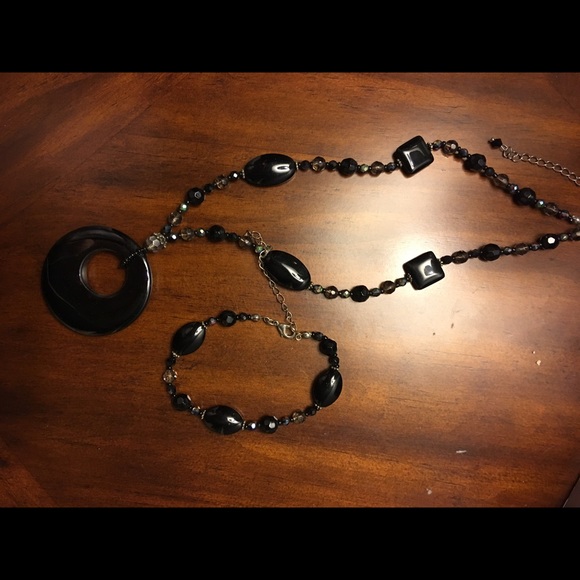 Retired Park Lane Necklace set