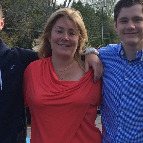Meet your Posher, Lisa