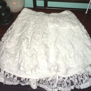 White lace skirt