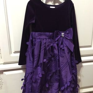 Girls dress