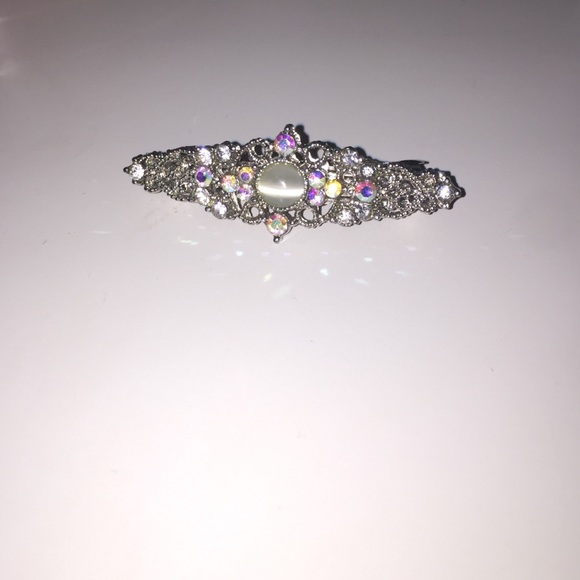 Beautiful beaded hair clip