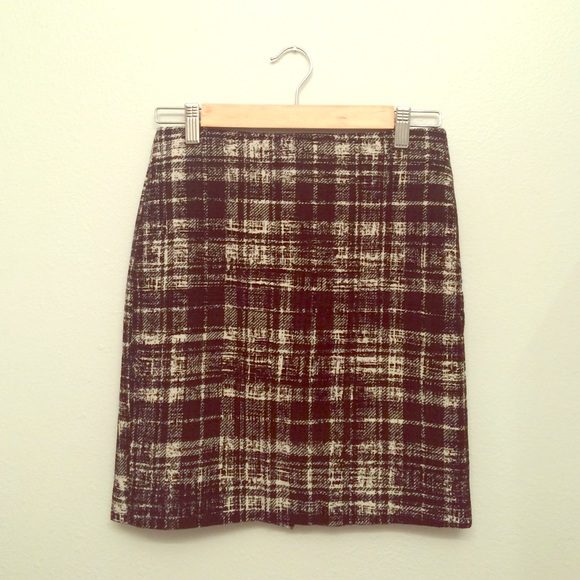 Ann Taylor wool blend plaid lined pencil skirt