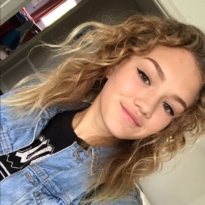 Meet your Posher, Grace