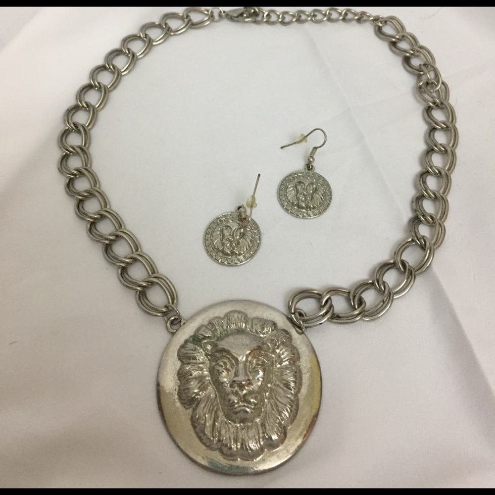 Lion statement piece necklace. Unique and gorgeous