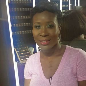 Meet your Posher, Leandra