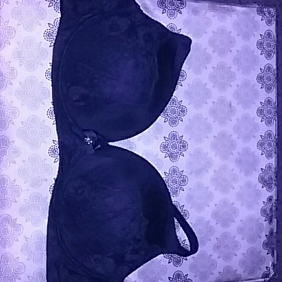 Wireless Victoria's Secret bra