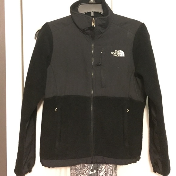 Black Northface jacket