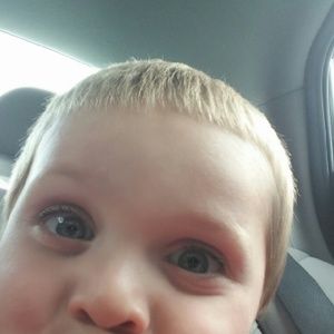 Meet your Posher, Eva