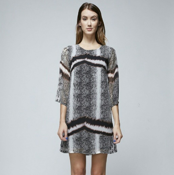 Dresses & Skirts - PRINT QUARTER SLEEVE DRESS