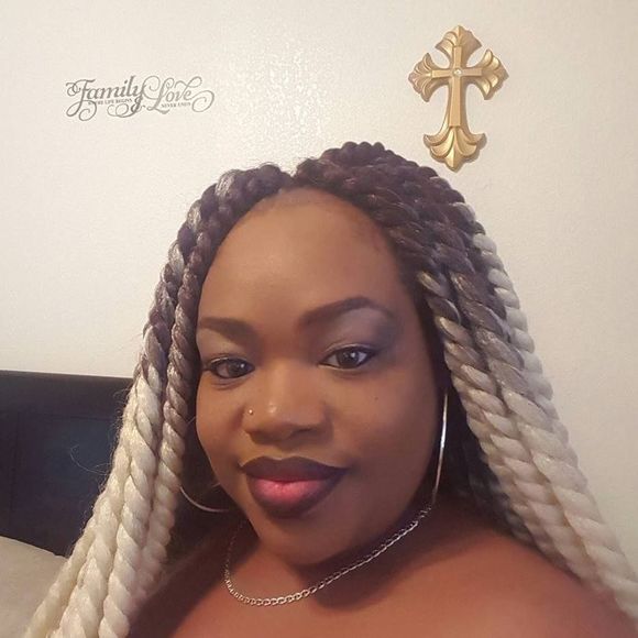 Meet your Posher, Yvonne