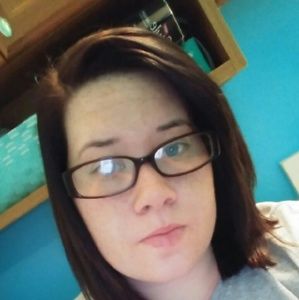 Meet your Posher, Desiree