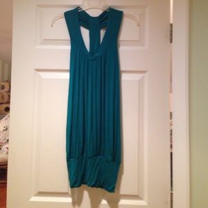 V neck racerback tubic