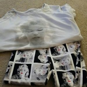 Marilyn Monroe leggings and 2 tops