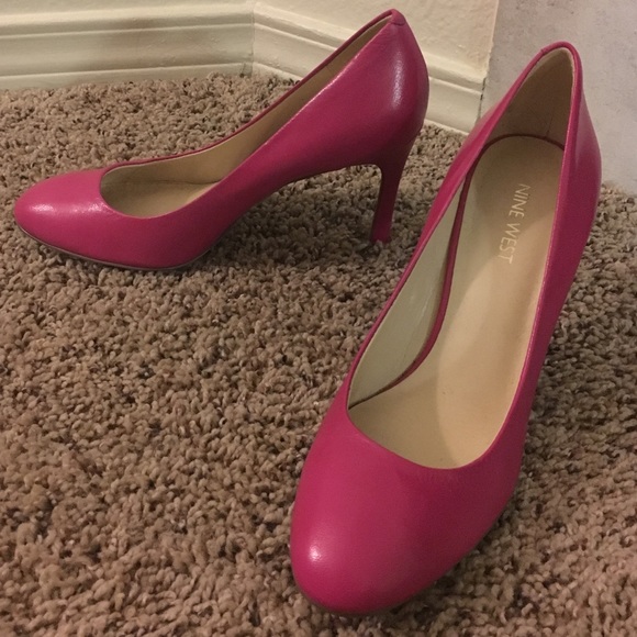 Nine West pink heels size 7.5