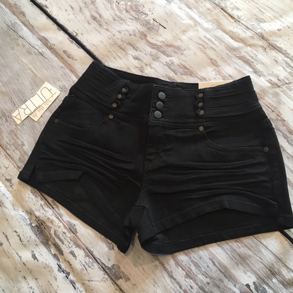 Vanity high rise Sasha fit black stretchy  shorts