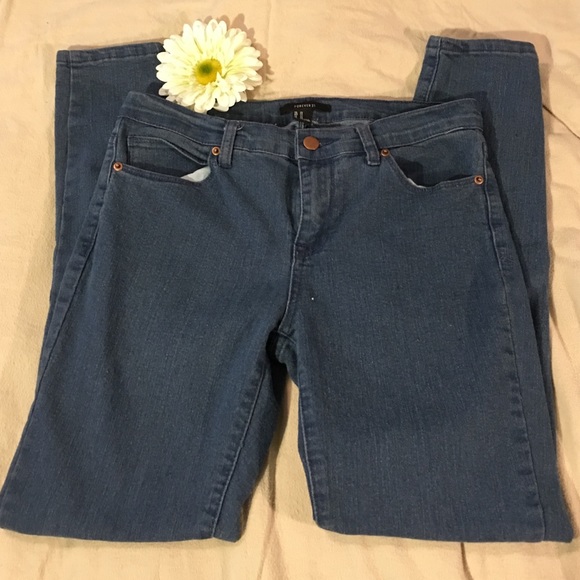 Forever 21 Jeans. Stretch, Straight Leg, Size 29