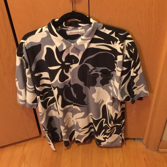 Tommy Bahama Large tropical button down