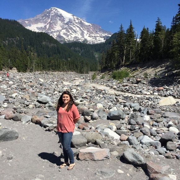 Meet your Posher, Rachel