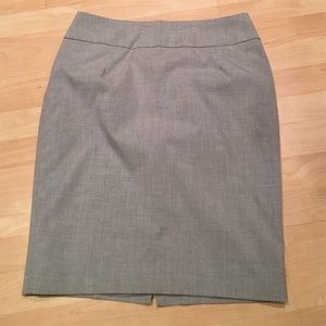 Gray pencil skirt