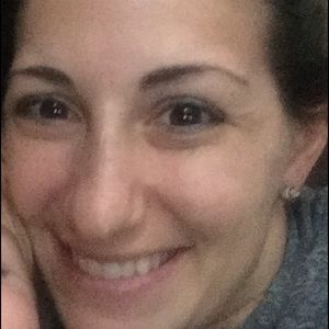 Meet your Posher, Marisa