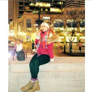 Meet your Posher, Niccole