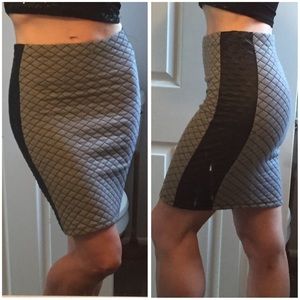 Sporty Quilted Pencil skirt