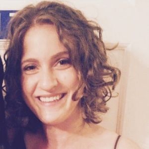 Meet your Posher, Gabi