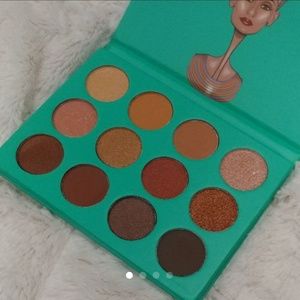 The Nubian by Juvia's (Green)