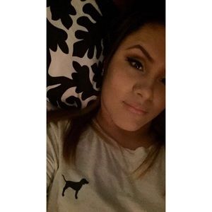 Meet your Posher, Abigail