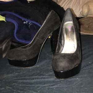 Sexy black pumps