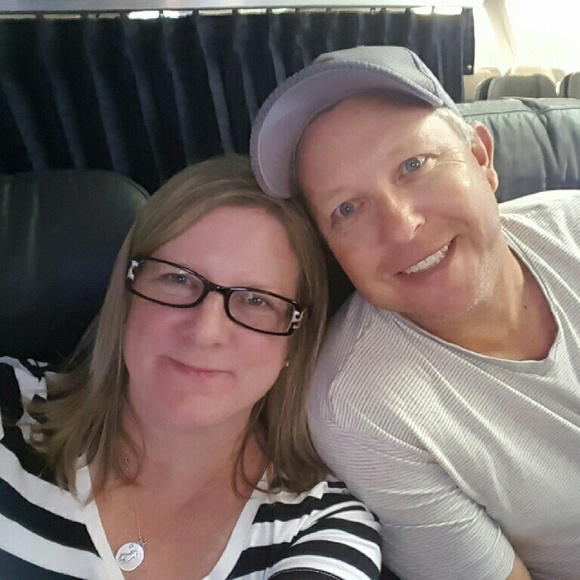 Meet your Posher, Angie - Picture 1 of 1