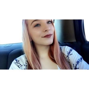 Meet your Posher, Breanna