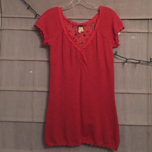 Free People top - Picture 1 of 3