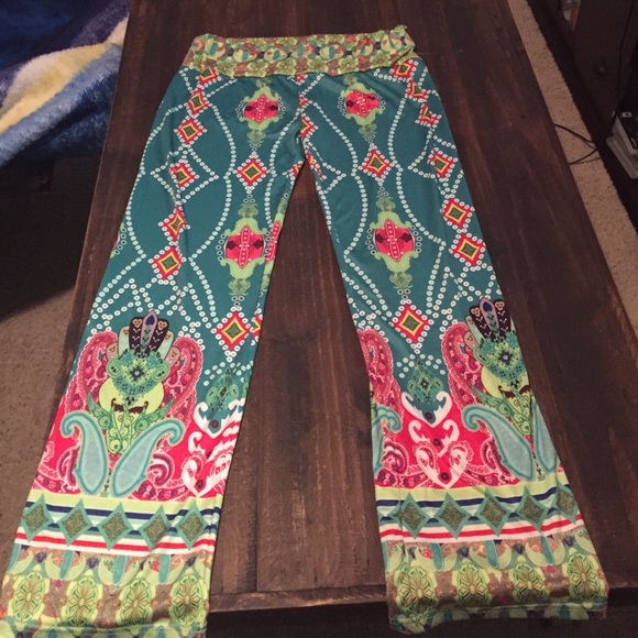 Fun pattern palazzo pants