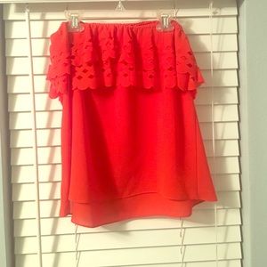 Strapless coral ruffled shirt