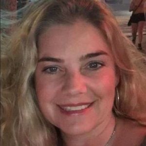 Meet your Posher, Mary-ouida