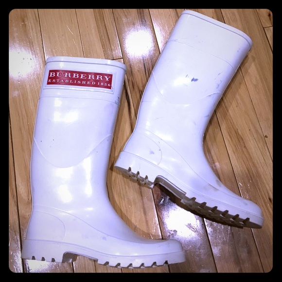 Burberry rain boots white clearance