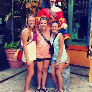 Meet your Posher, Sam