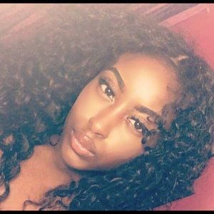 Meet your Posher, Teia