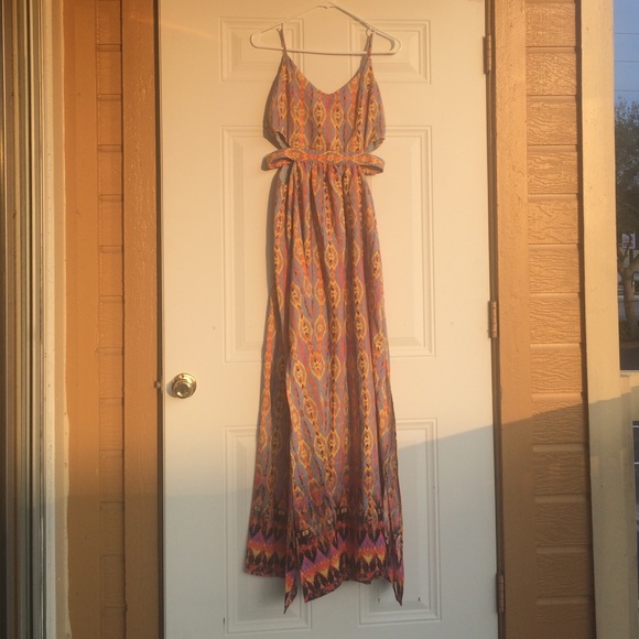 Print Maxi Dress - Picture 1 of 4