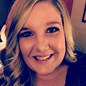 Meet your Posher, Justine