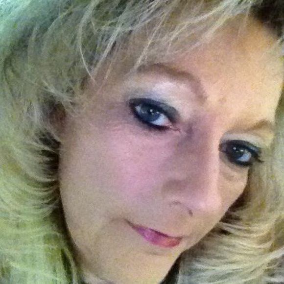 Meet your Posher, Renee