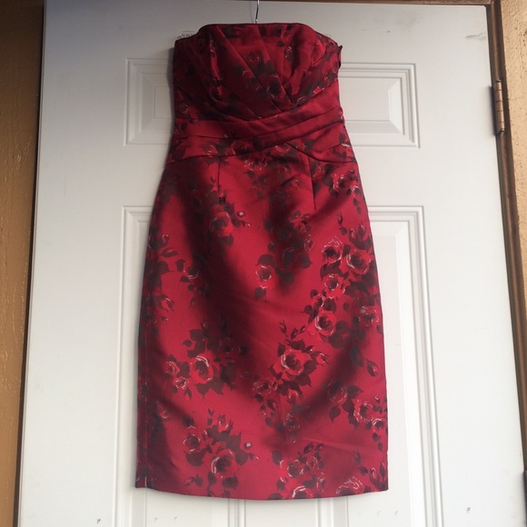 Red Rose Strapless Dress