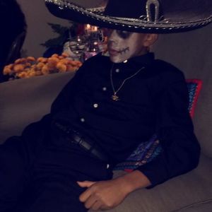 Meet your Posher, Adrian